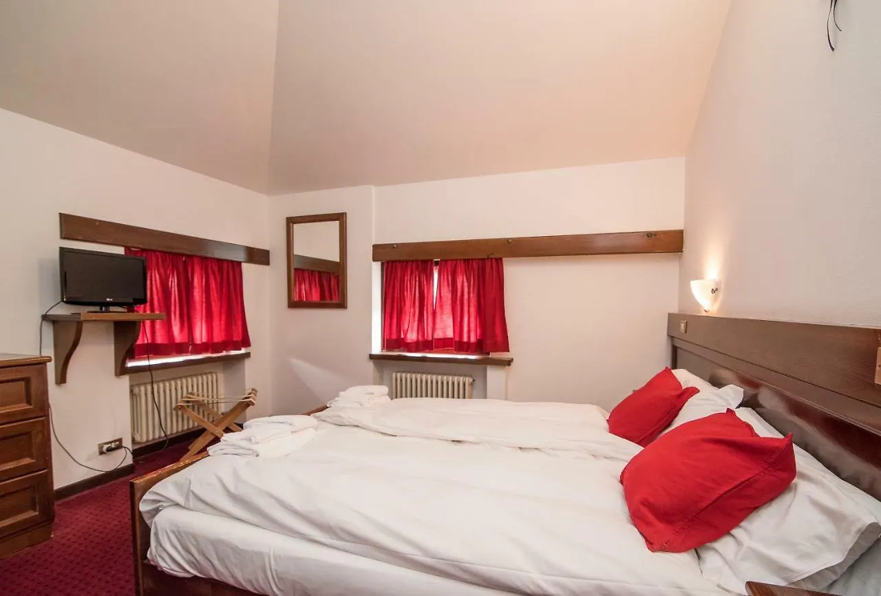 Locanda Ai Dogi Pieve di Cadore Hotel