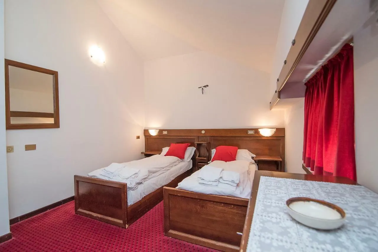 Locanda ai Dogi Pieve di Cadore 3*,  Italia